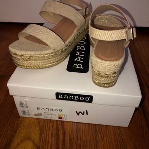 NEW! Platform sandals